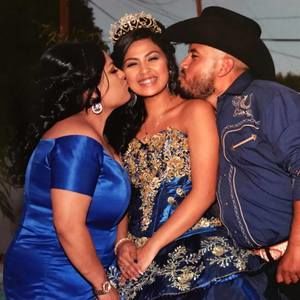 Meet your Posher, Flory